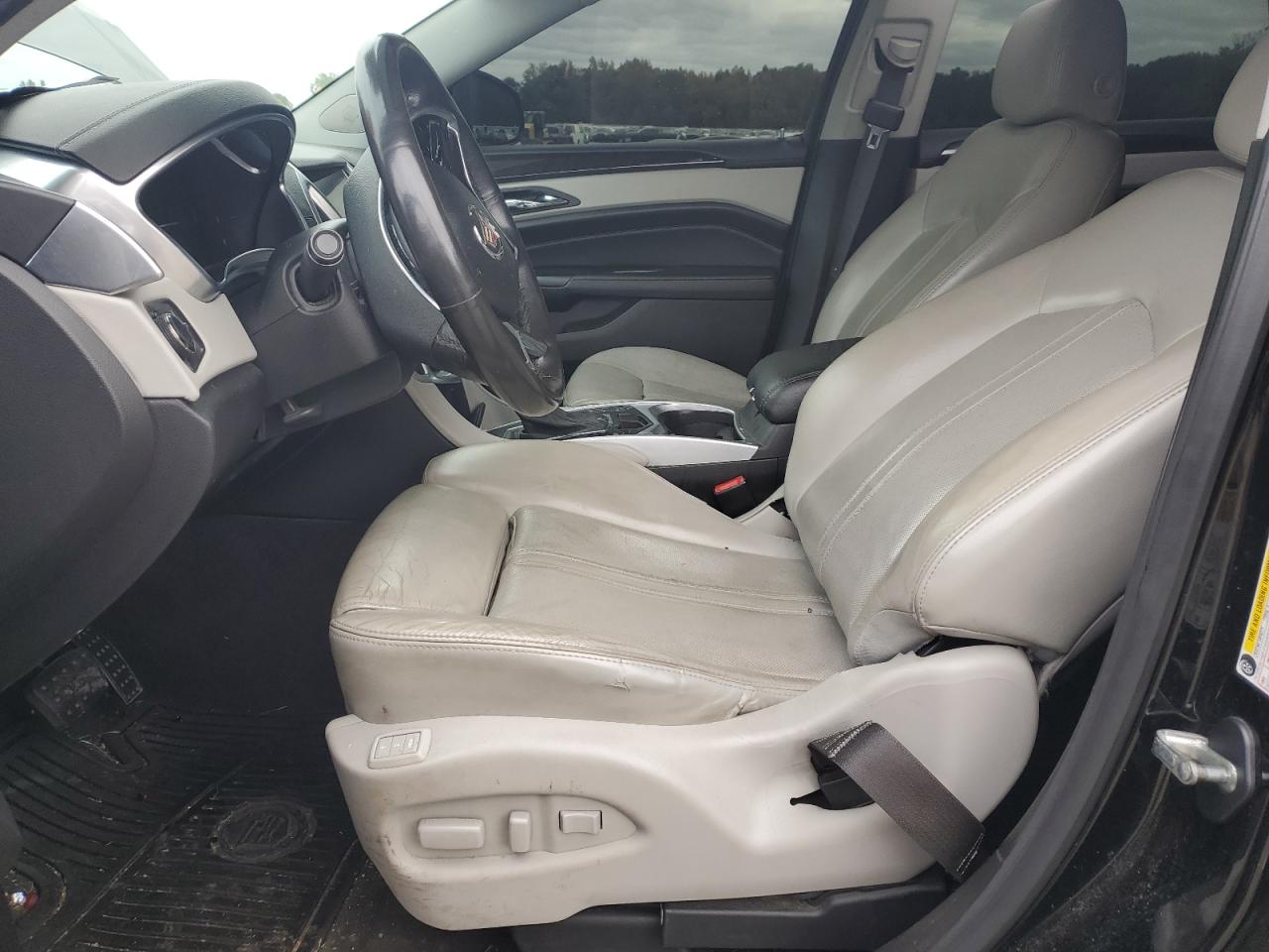 CADILLAC SRX LUXURY COLLECTION