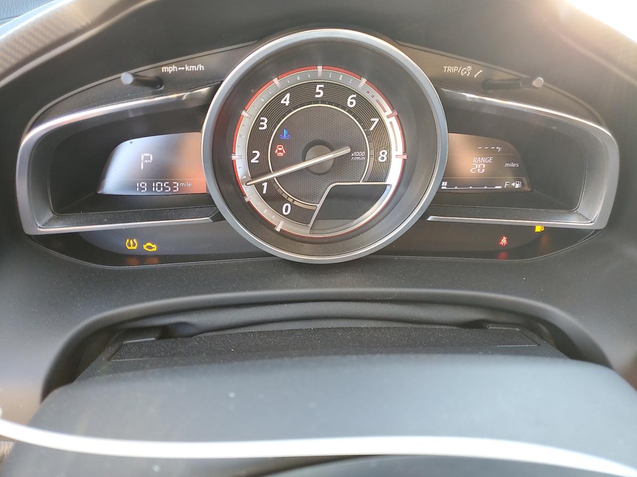 MAZDA 3 GRAND TOURING