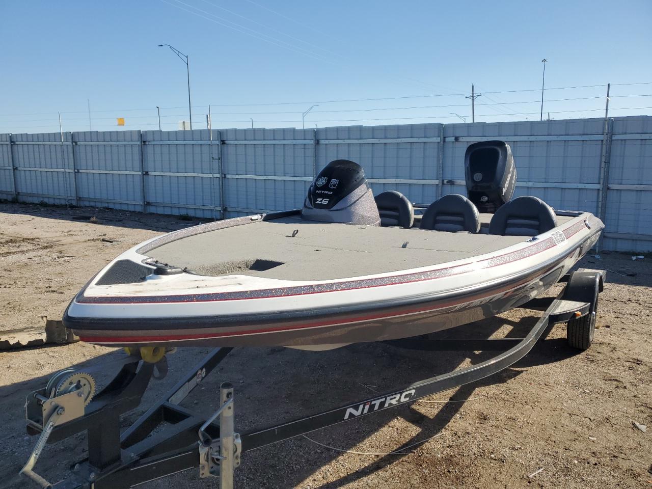 Lot #3302713999 2012 TRACKER BOAT