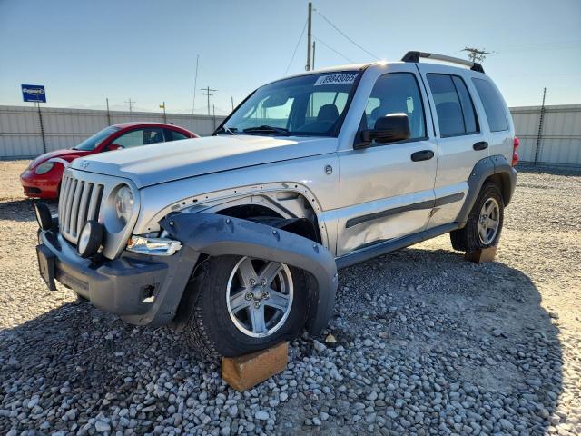 Global Auto Auctions: 2006 JEEP LIBERTY RE