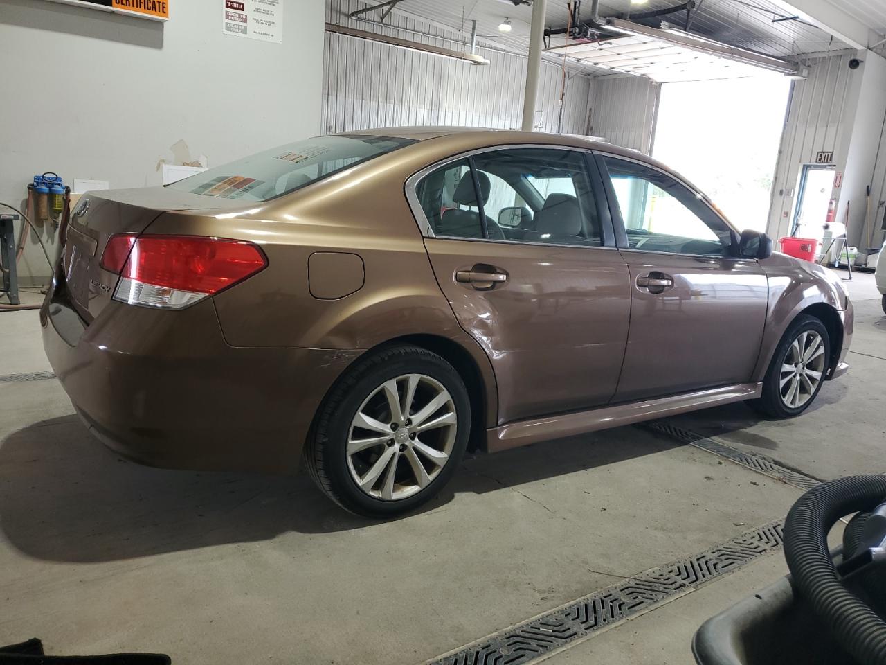 SUBARU LEGACY 2.5I PREMIUM
