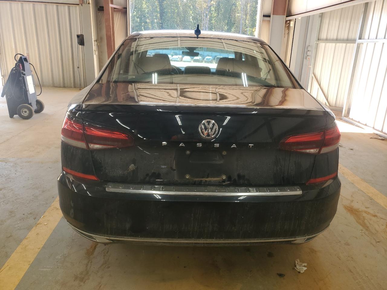 VOLKSWAGEN PASSAT SE