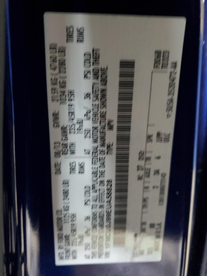 FORD ESCAPE TITANIUM