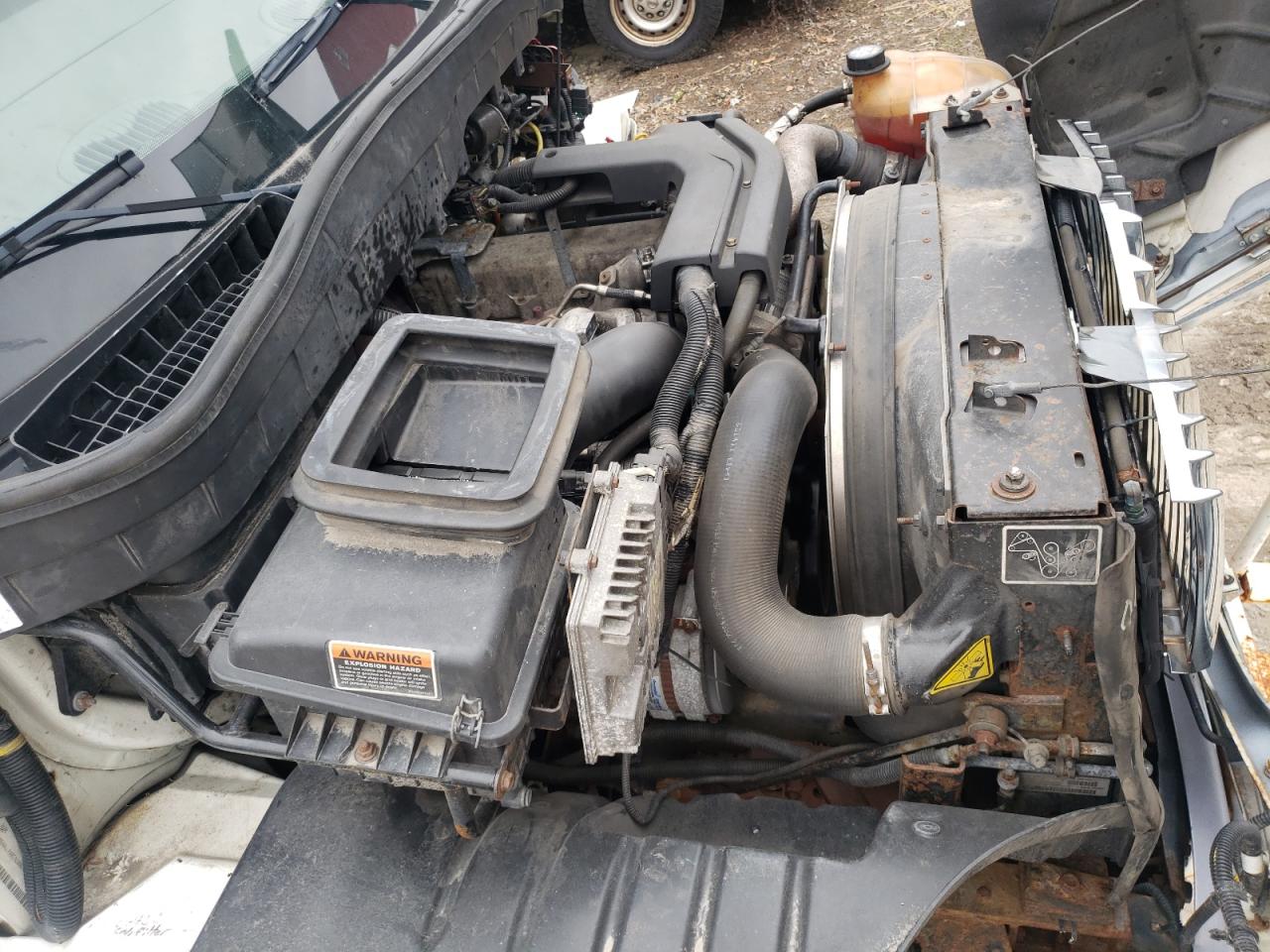 Lot #3283785487 2012 INTERNATIONAL 4300