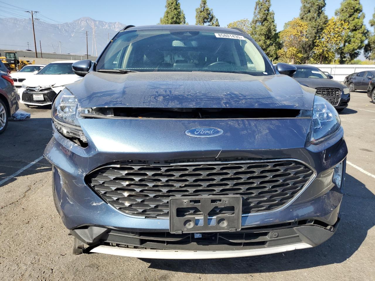 FORD ESCAPE TITANIUM