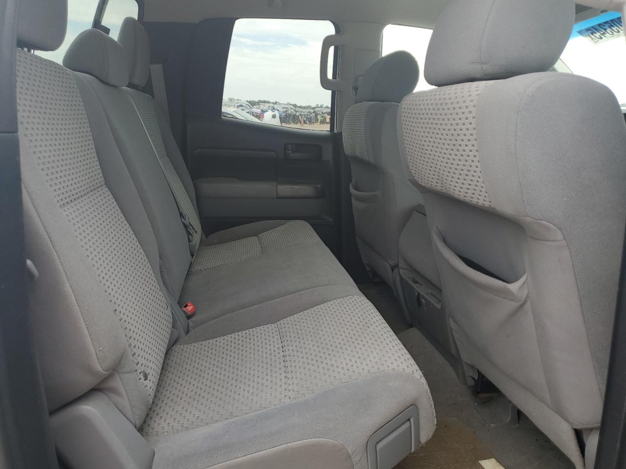 TOYOTA TUNDRA DOUBLE CAB SR5