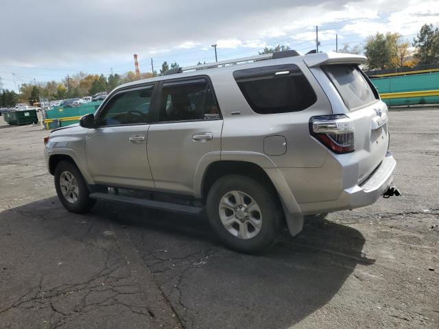2019 TOYOTA 4RUNNER SR - JTEBU5JR1K5690026