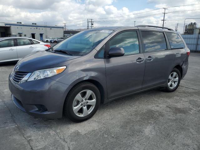 TOYOTA SIENNA LE