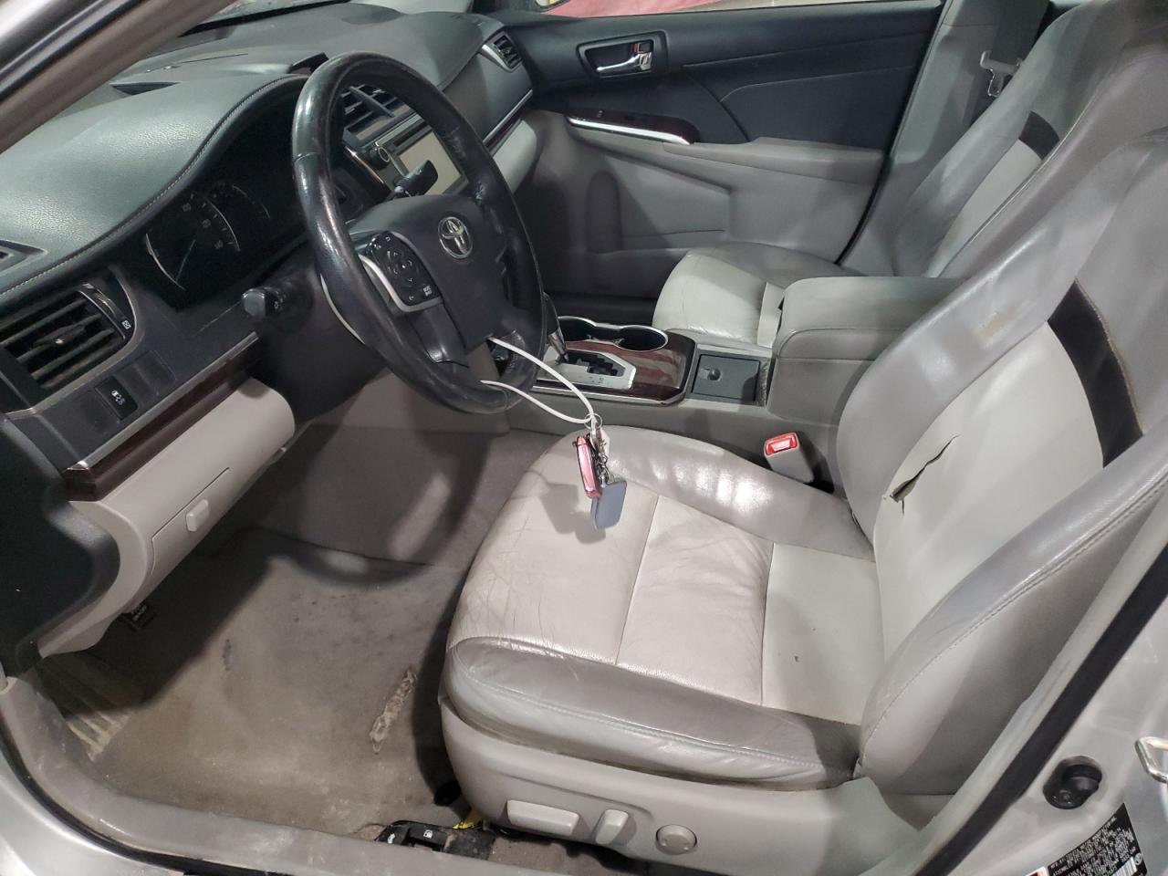 TOYOTA CAMRY L