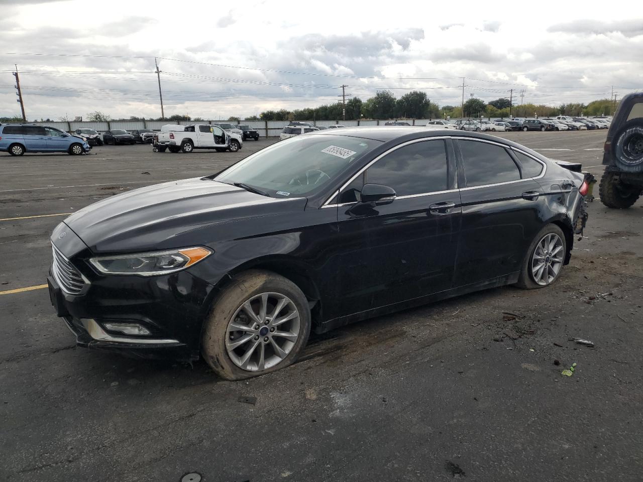 FORD FUSION SE