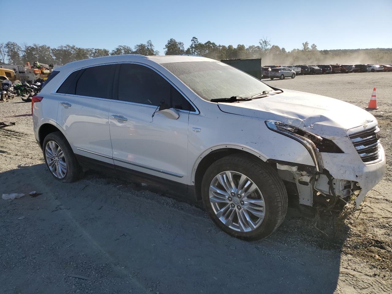 CADILLAC XT5 PREMIUM LUXURY