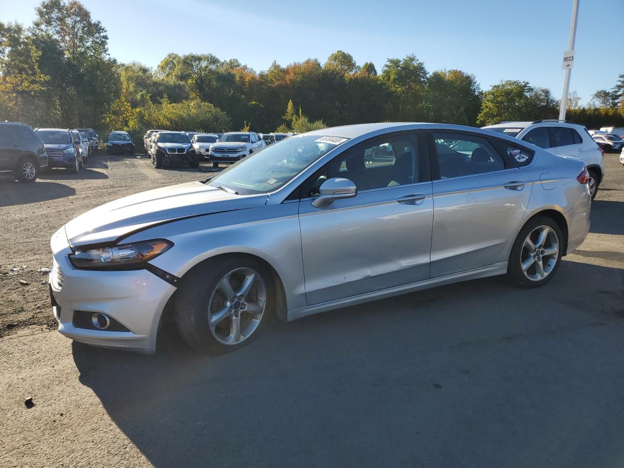 FORD FUSION SE