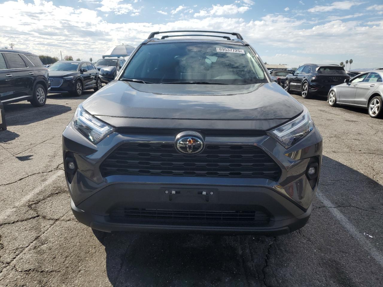TOYOTA RAV4 XLE PREMIUM