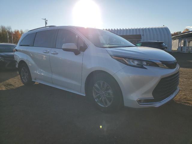 2023 TOYOTA SIENNA XLE - 5TDYRKEC5PS168036