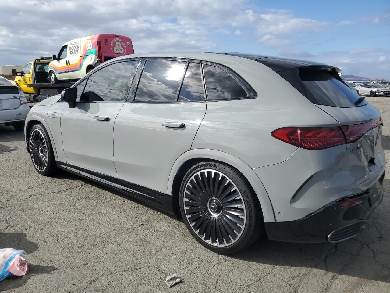 MERCEDES-BENZ EQE SUV AMG 4MATIC