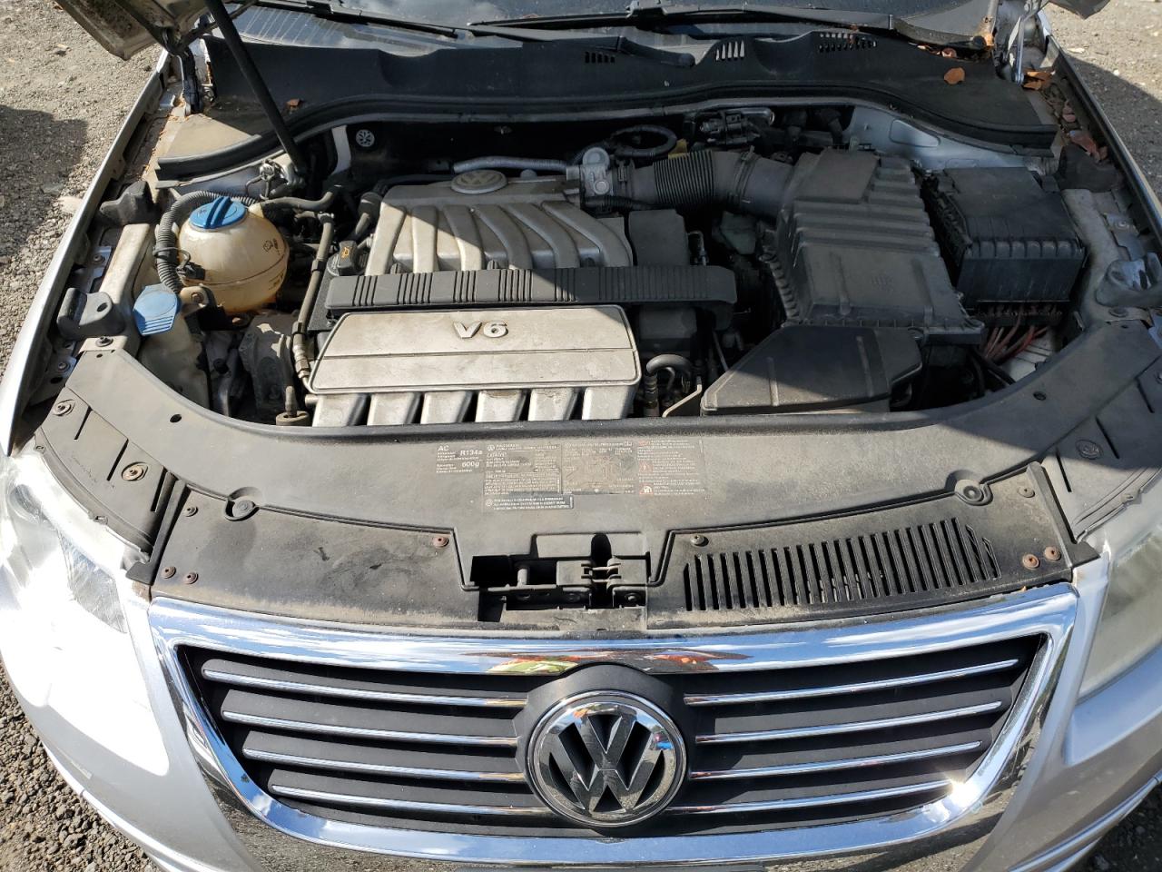 Lot #3287449994 2006 VOLKSWAGEN PASSAT 3.6