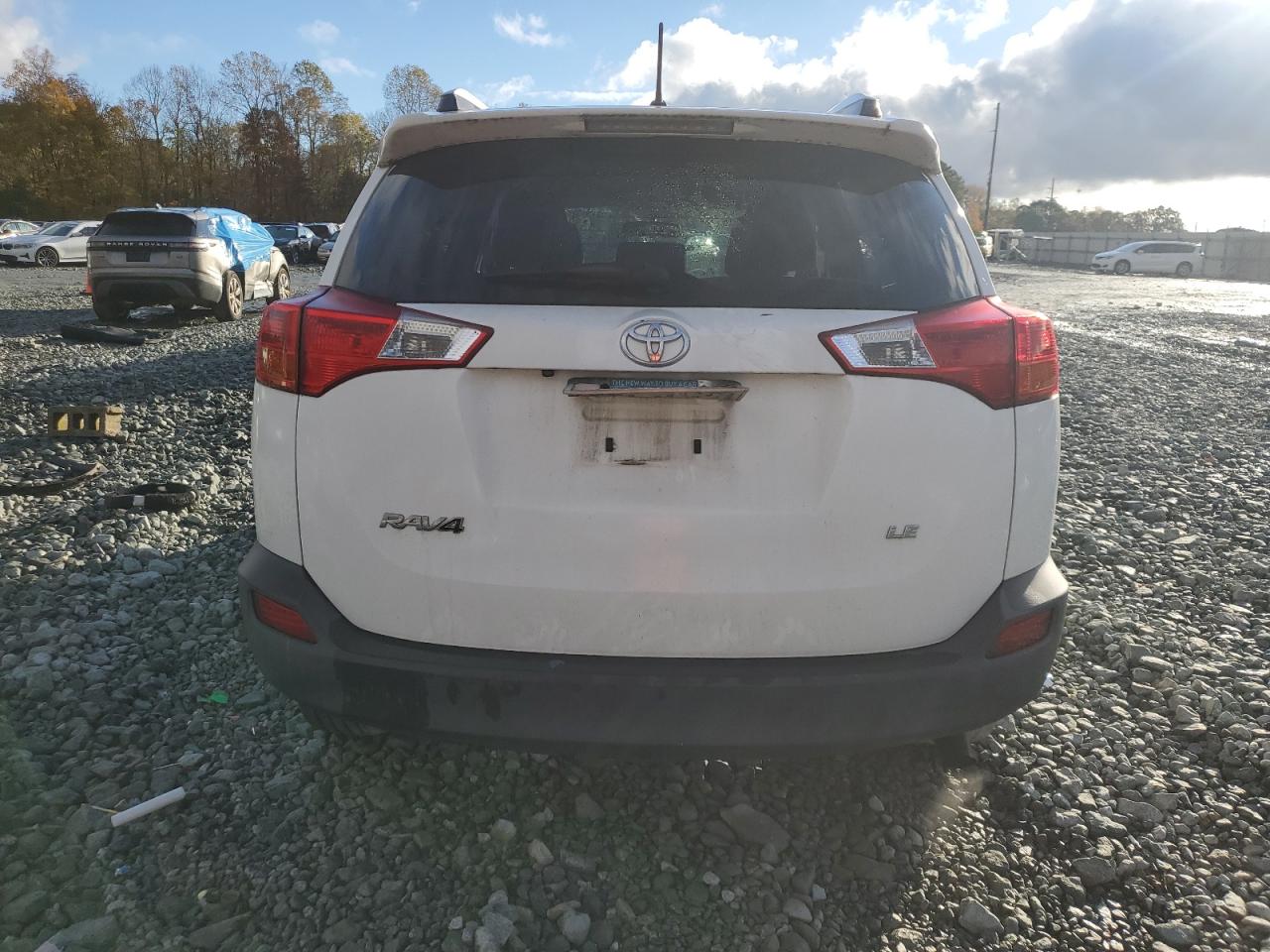 TOYOTA RAV4 LE