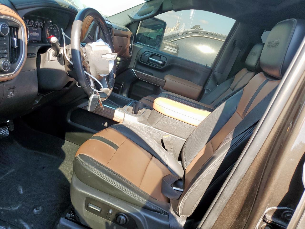 CHEVROLET SILVERADO K3500 HIGH COUNTRY