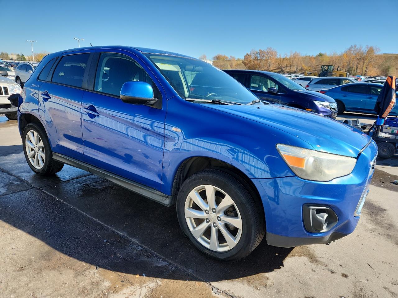 MITSUBISHI OUTLANDER ES