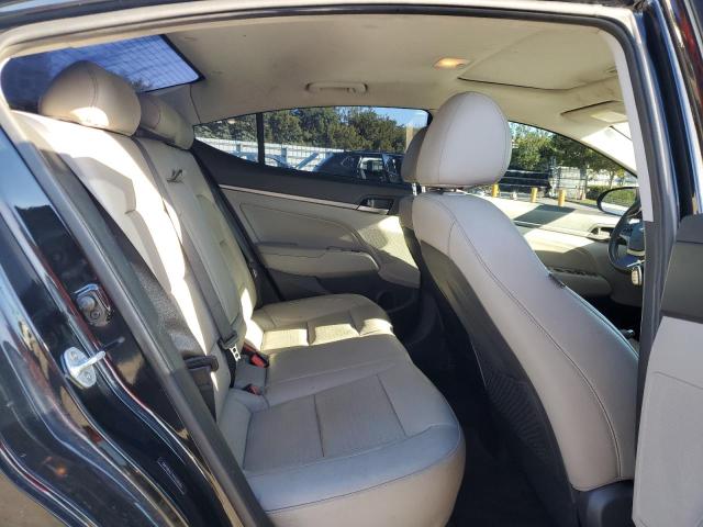 2017 HYUNDAI ELANTRA SE #3301803346