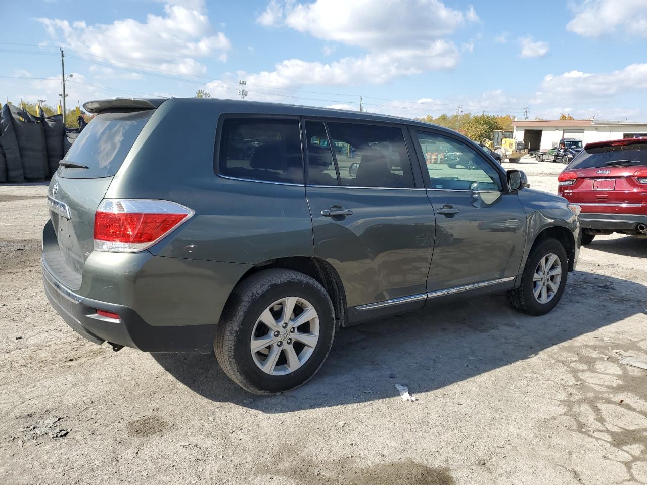 TOYOTA HIGHLANDER BASE