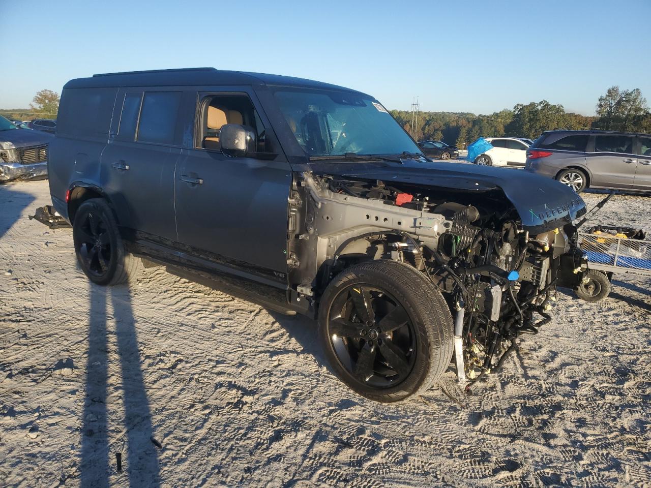 LAND ROVER DEFENDER 130