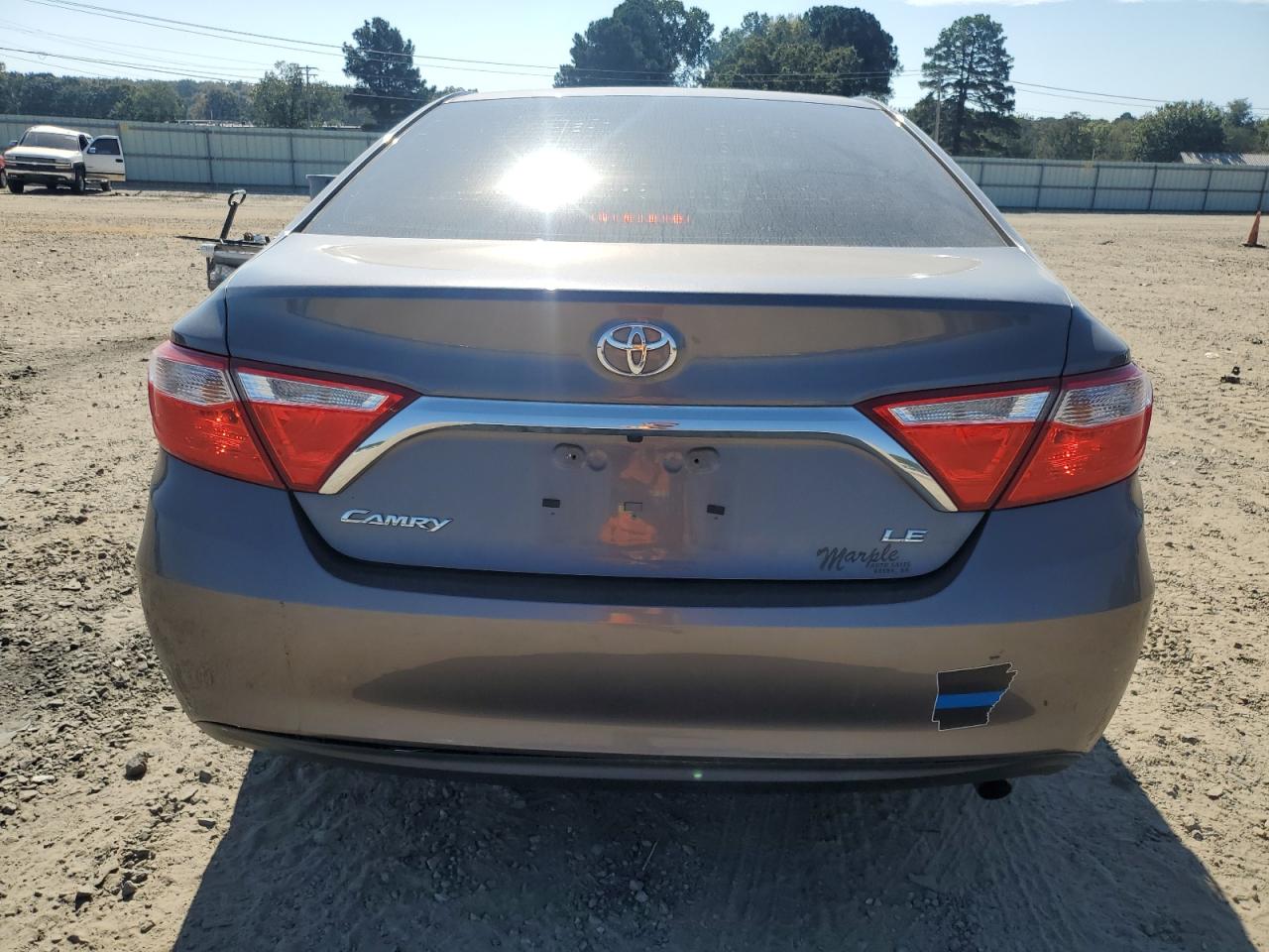 TOYOTA CAMRY LE