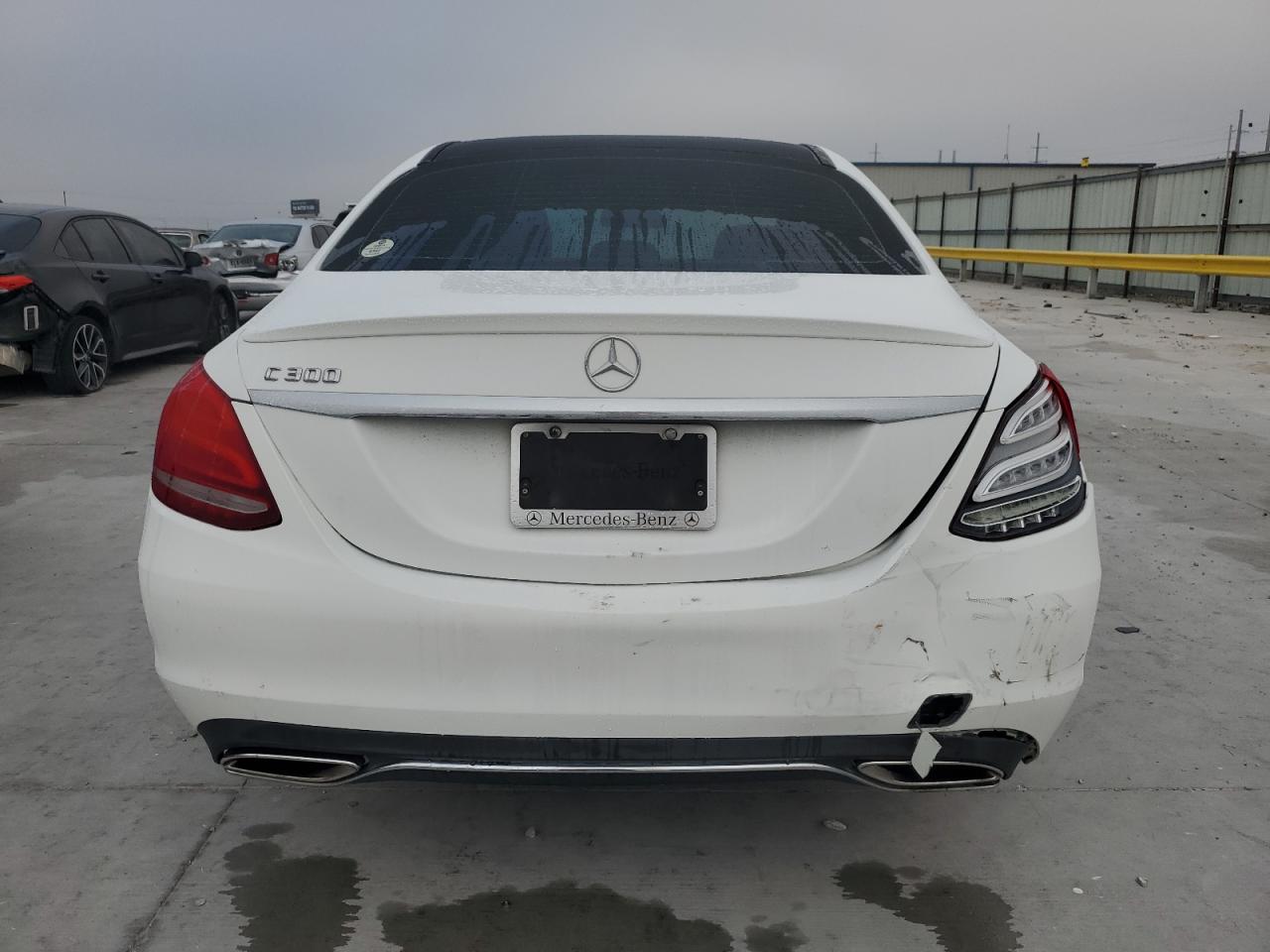 MERCEDES-BENZ C-CLASS 300