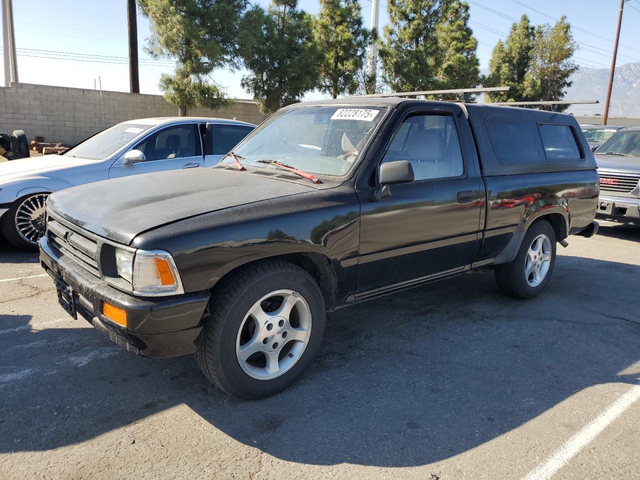  Salvage Toyota Pickup
