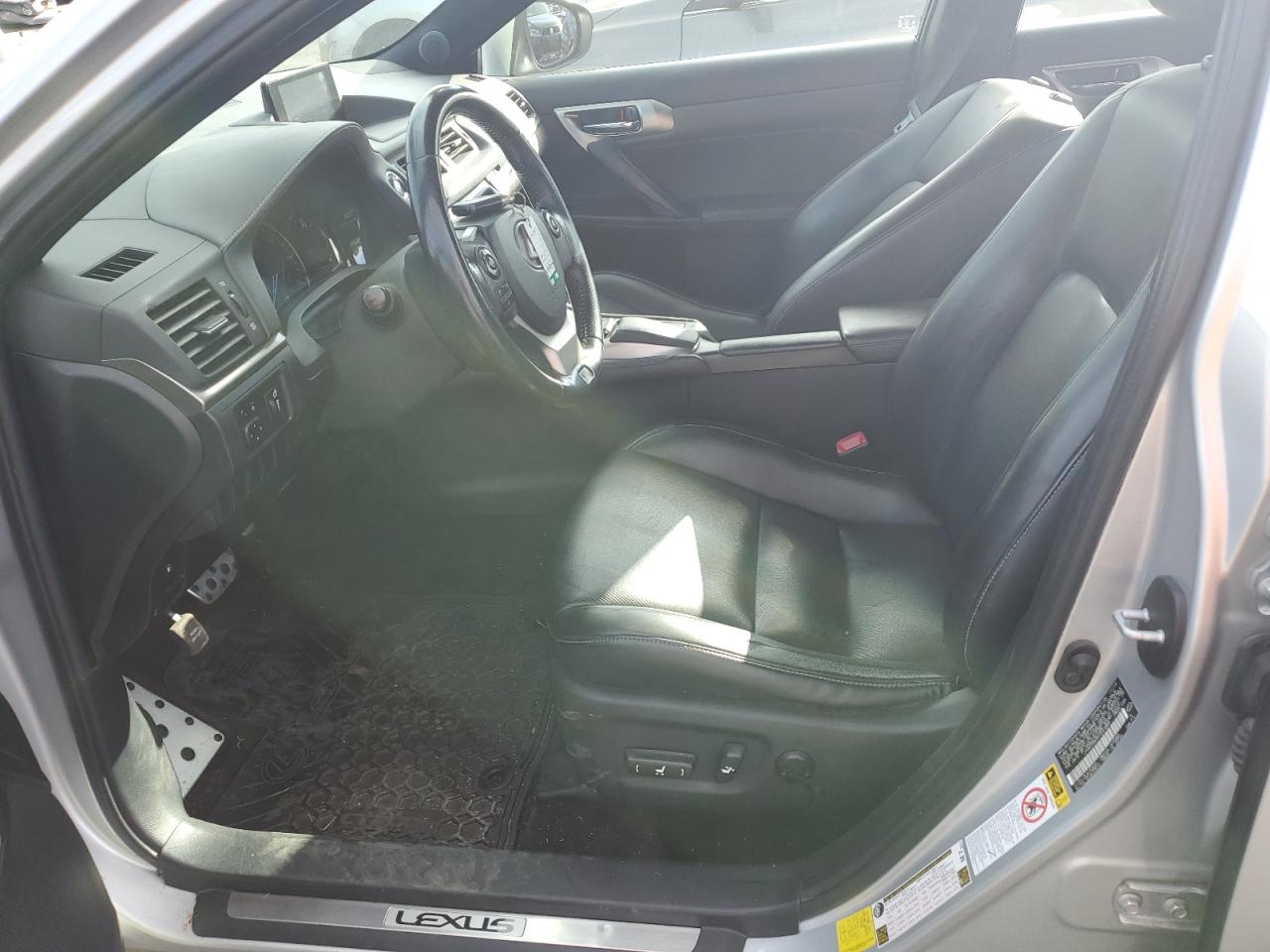 LEXUS CT 200H 200