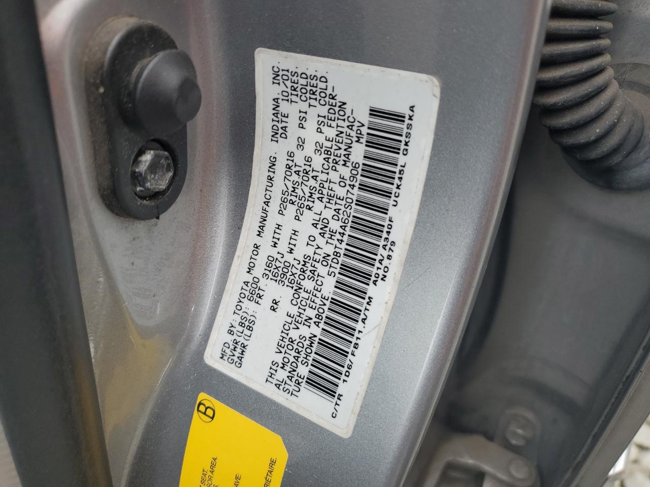 Lot #3293362434 2002 TOYOTA SEQUOIA SR