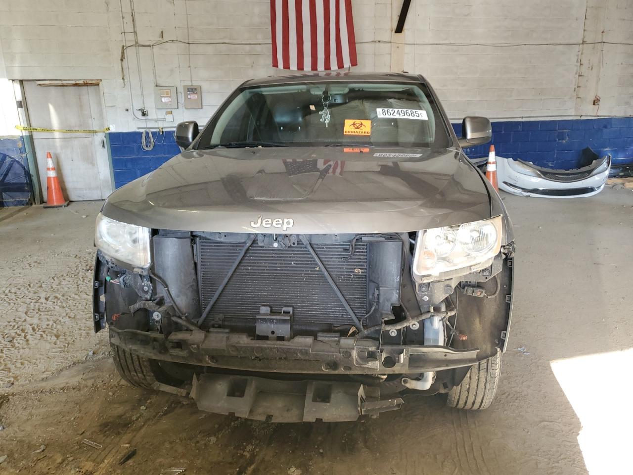 JEEP GRAND CHEROKEE LAREDO