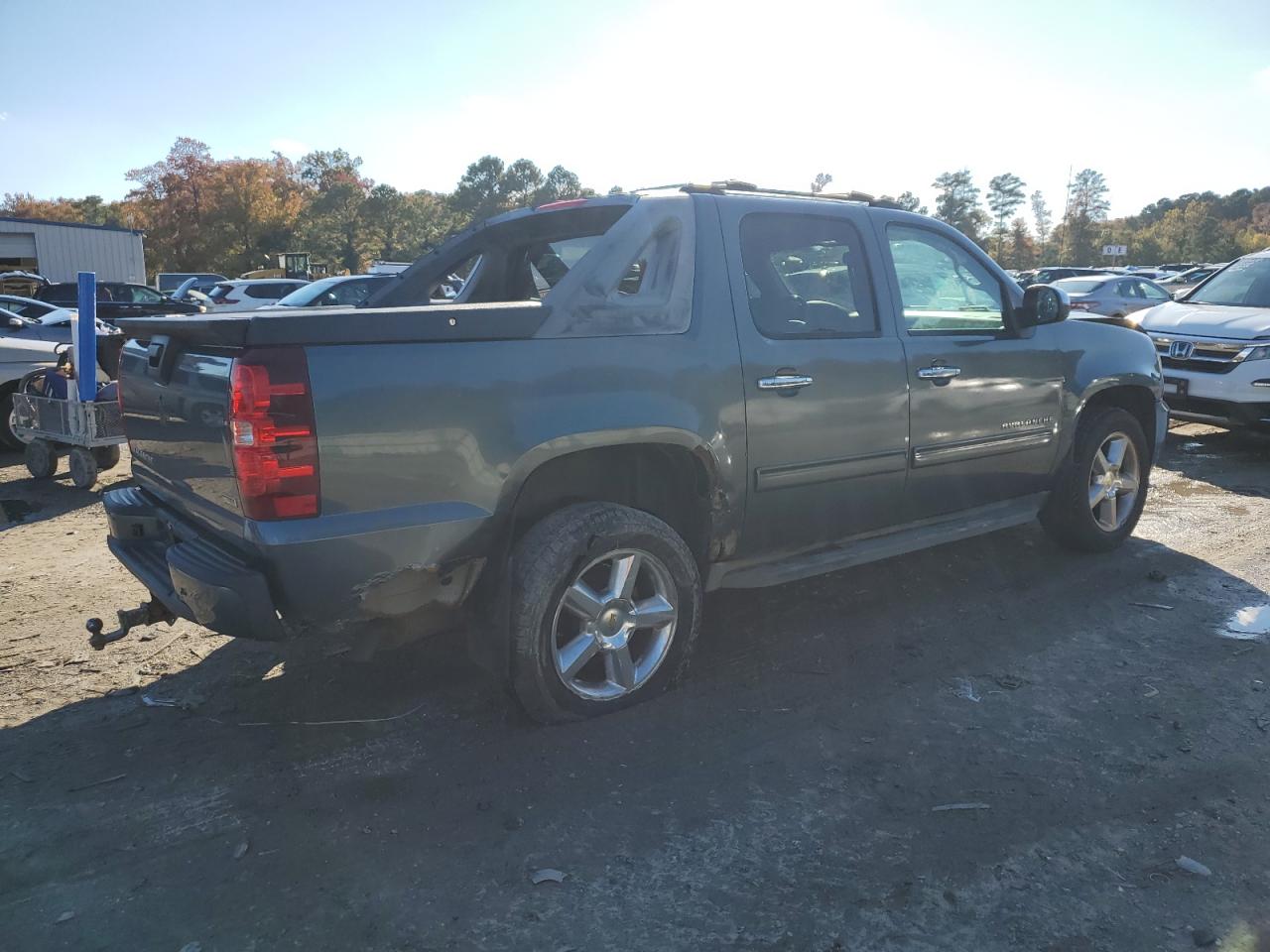 CHEVROLET AVALANCHE LS