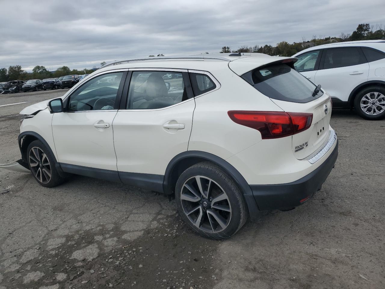 NISSAN ROGUE SPORT S