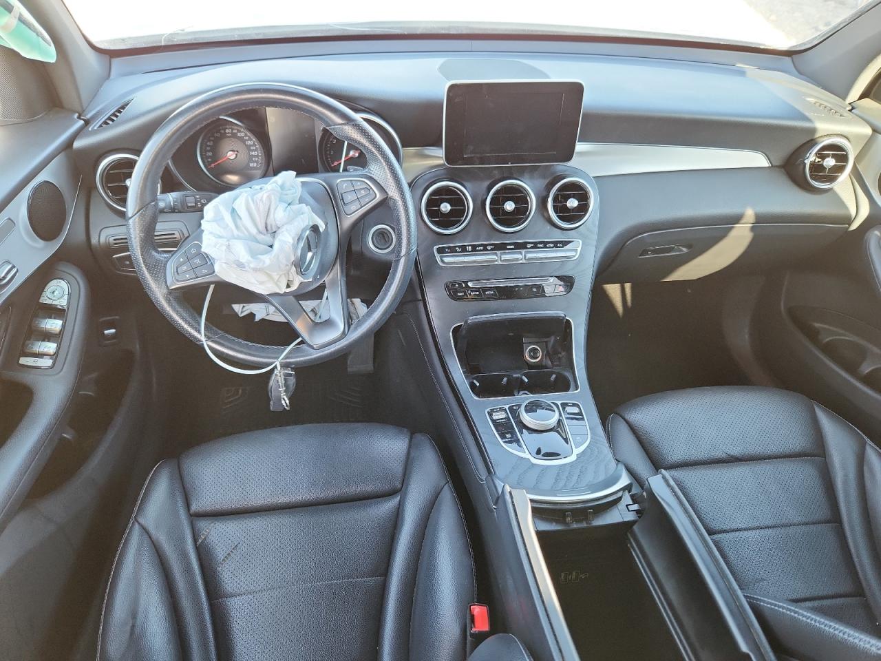 MERCEDES-BENZ GLC-CLASS 300 4MATIC