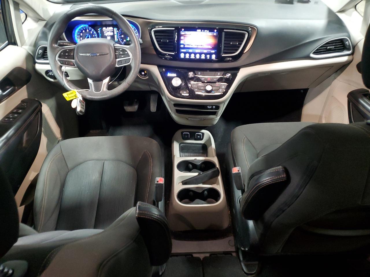 CHRYSLER PACIFICA TOURING