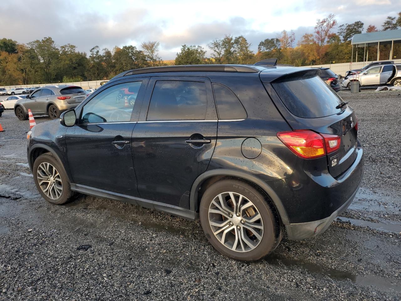 MITSUBISHI OUTLANDER SEL