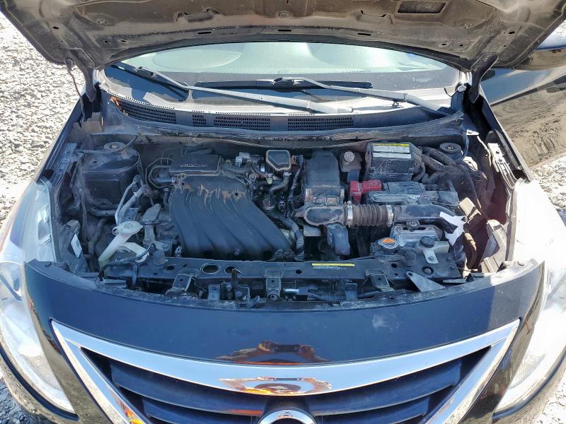 2019 NISSAN VERSA S 3N1CN7AP7KL828025