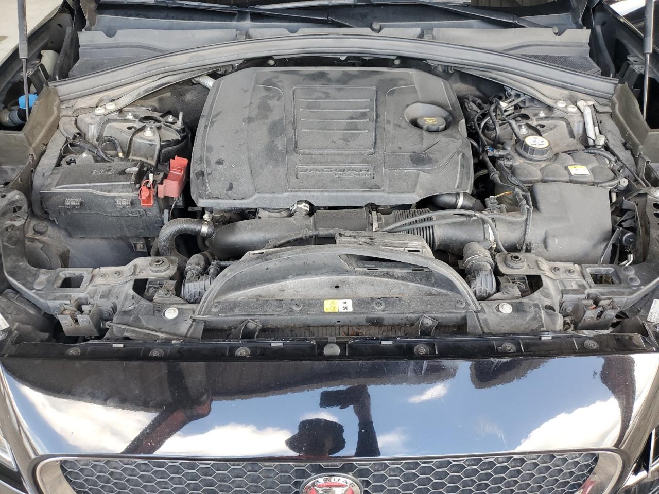 JAGUAR F-PACE PRESTIGE