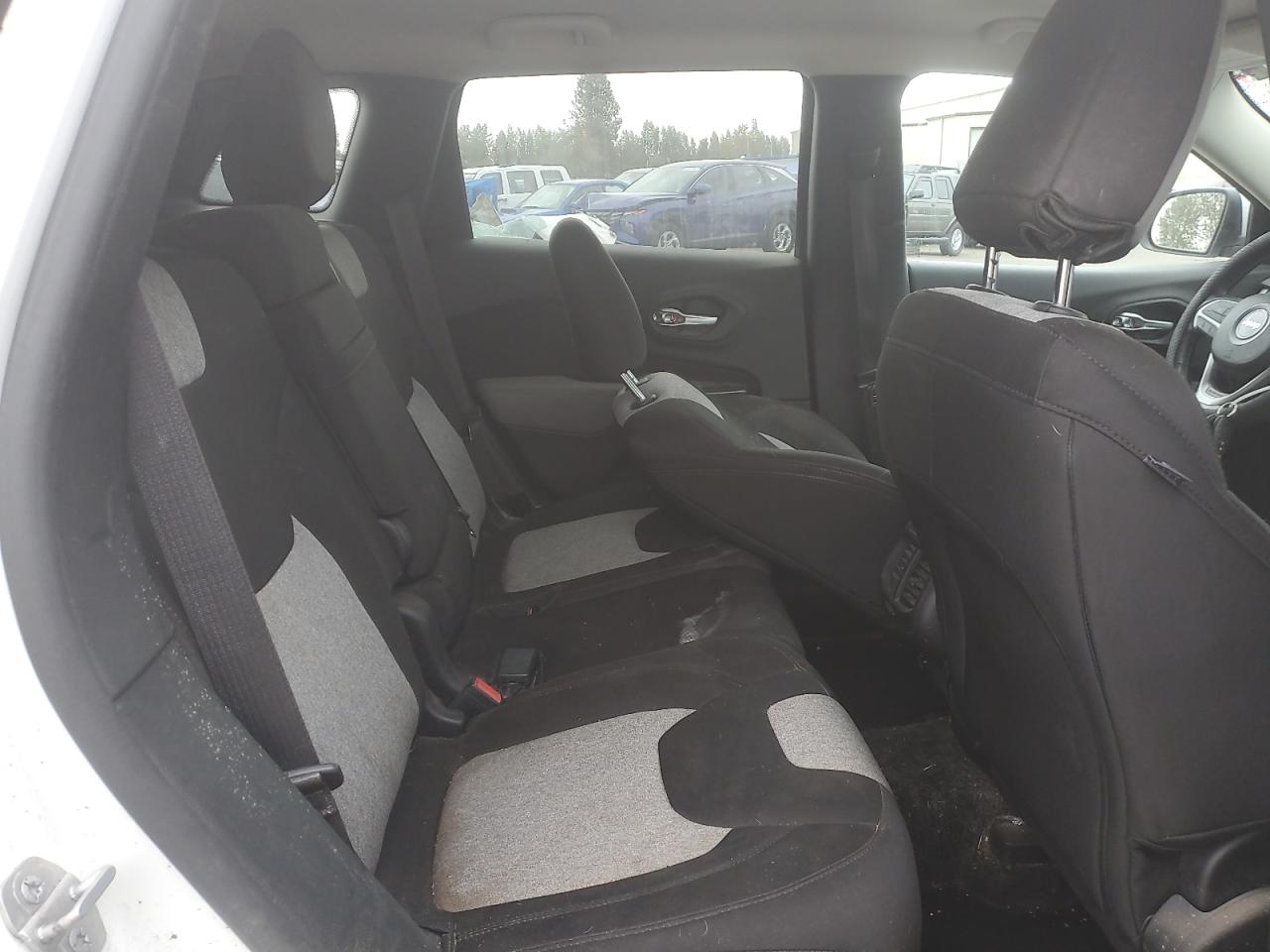 JEEP GRAND CHEROKEE LATITUDE