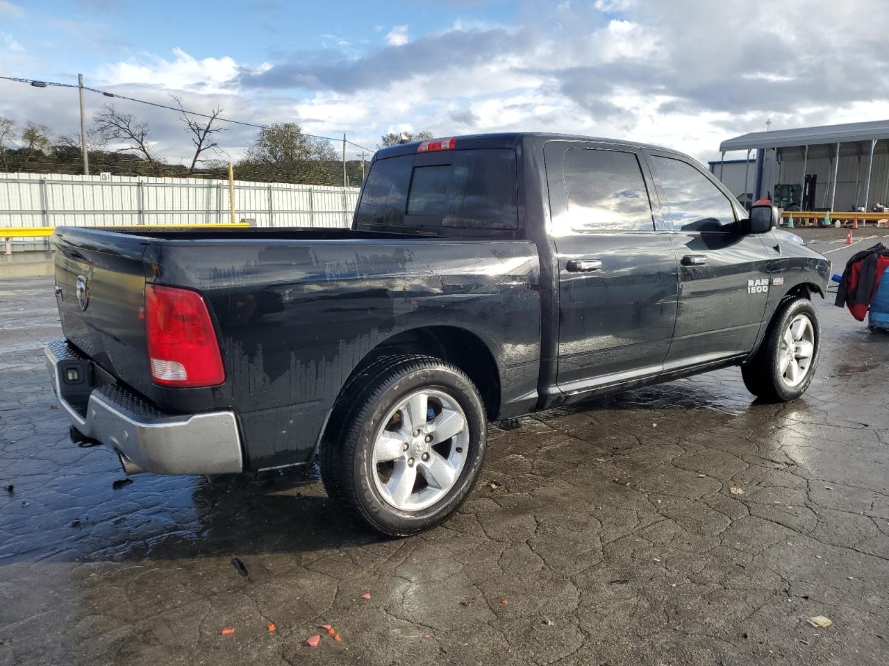 RAM 1500 SLT
