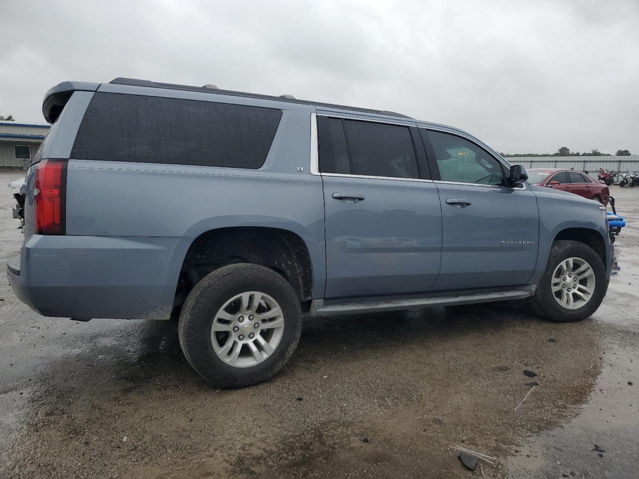 CHEVROLET SUBURBAN C1500 LT