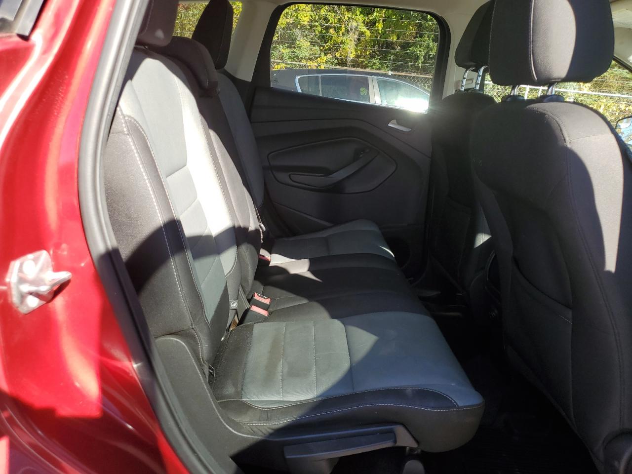 FORD ESCAPE SE