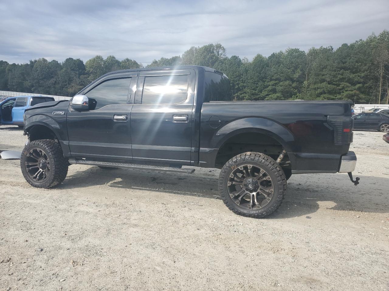FORD F-150 SUPERCREW