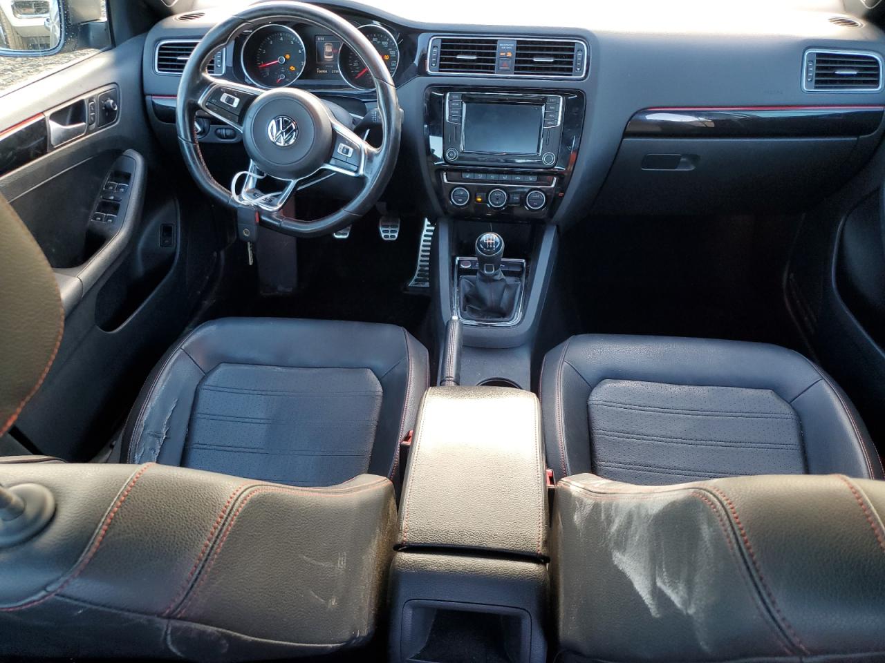 VOLKSWAGEN JETTA GLI