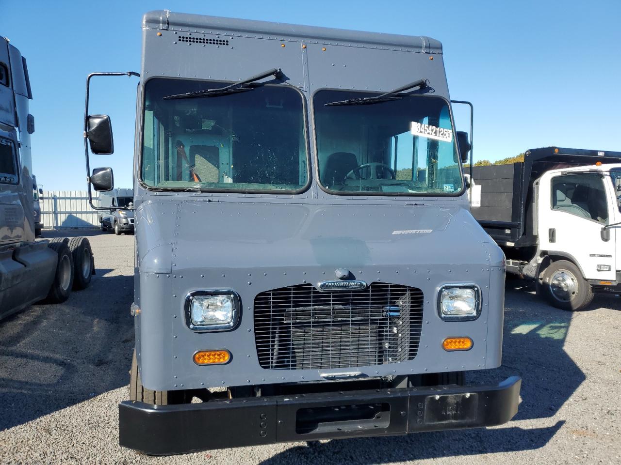 Lot #3302764368 2021 FREIGHTLINER CHASSIS M