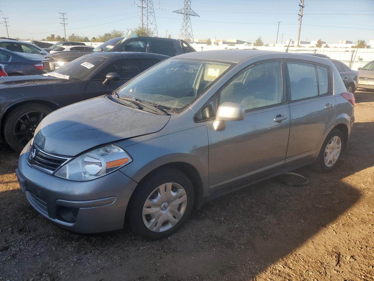 NISSAN VERSA S