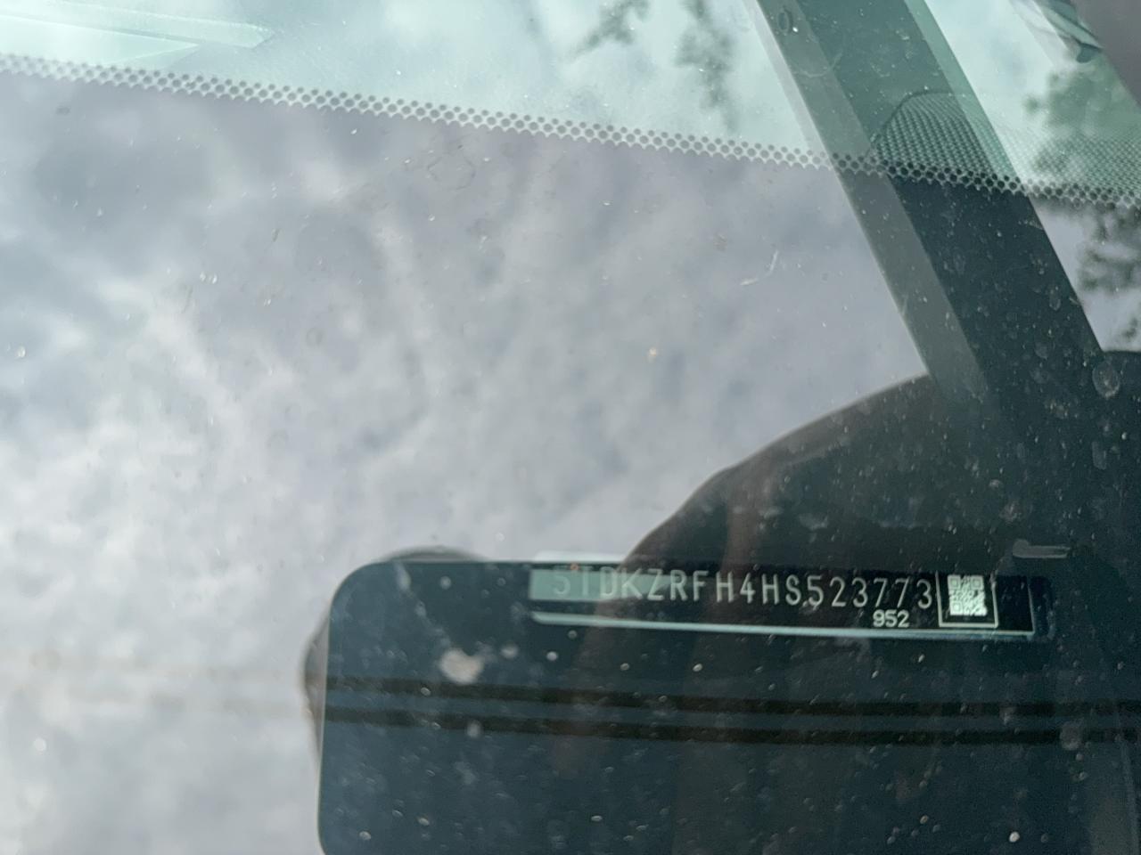 TOYOTA HIGHLANDER SE