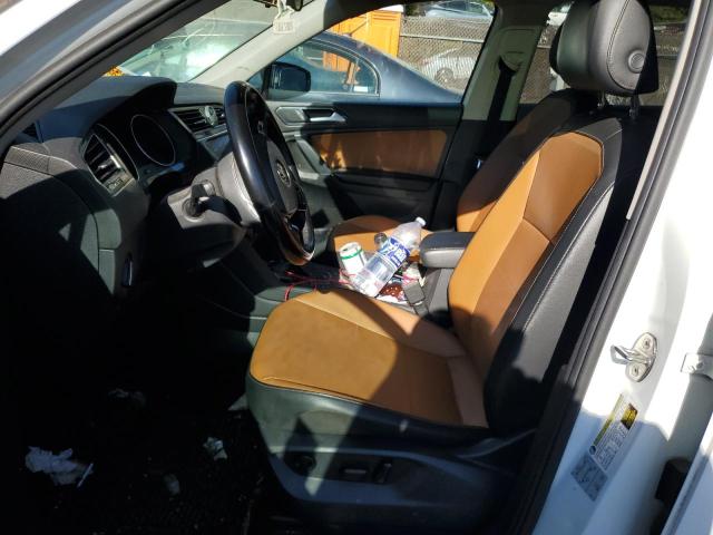 2018 VOLKSWAGEN TIGUAN SE 3VV3B7AX0JM046195