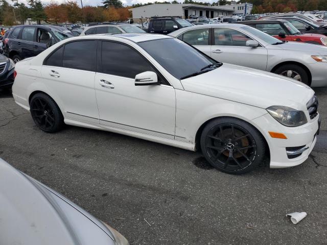 2013 MERCEDES-BENZ C 300 4MAT - WDDGF8AB9DR255300